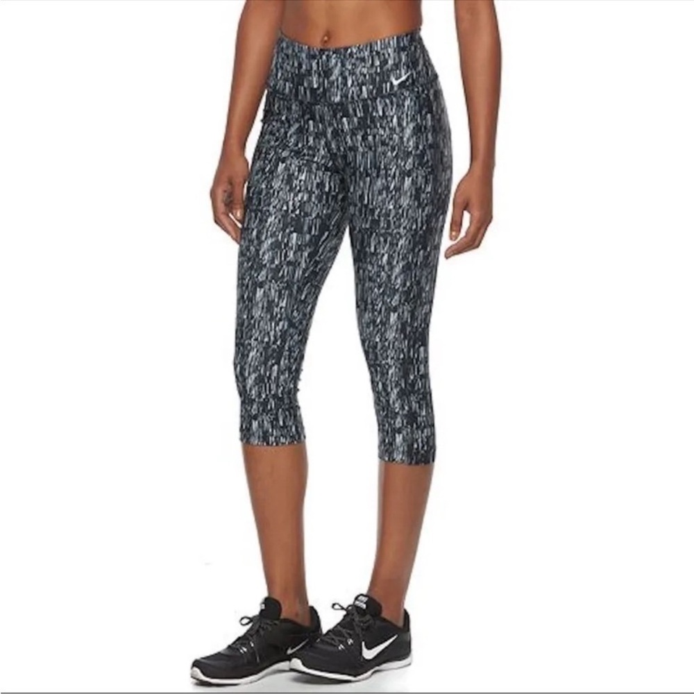 Nike Dri Fit Cropped Leggings